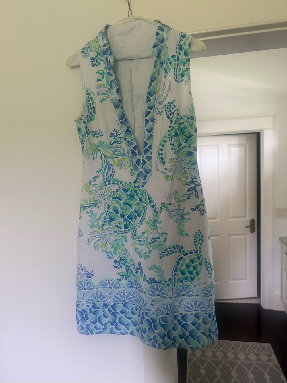 Lilly Pulitzer Sleeveless V-Neck Midi Dress in Aqua and Green Floral